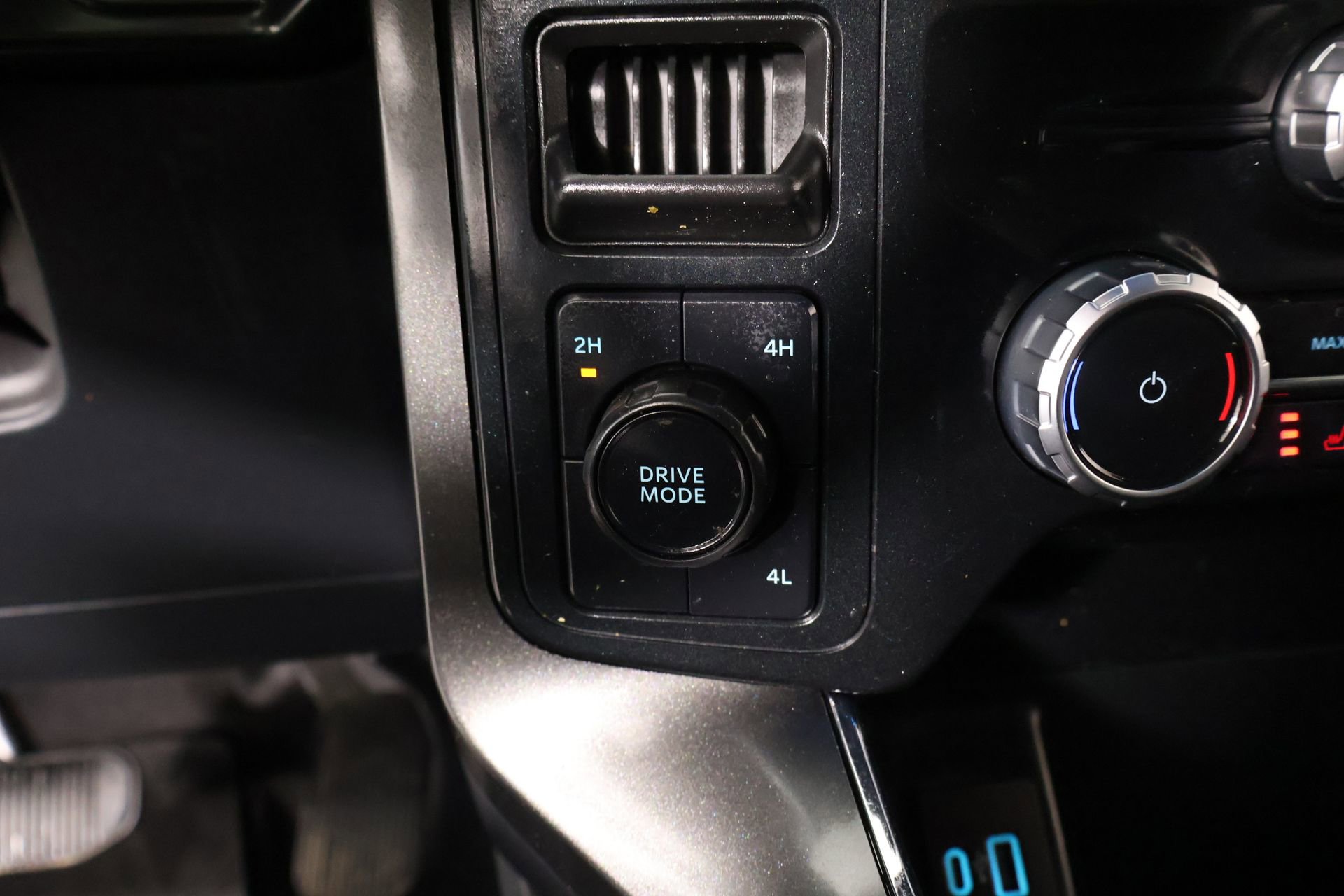 Used 2023 Ford F150 XLT w/ Equipment Group 302A High AWD/4WD image 9