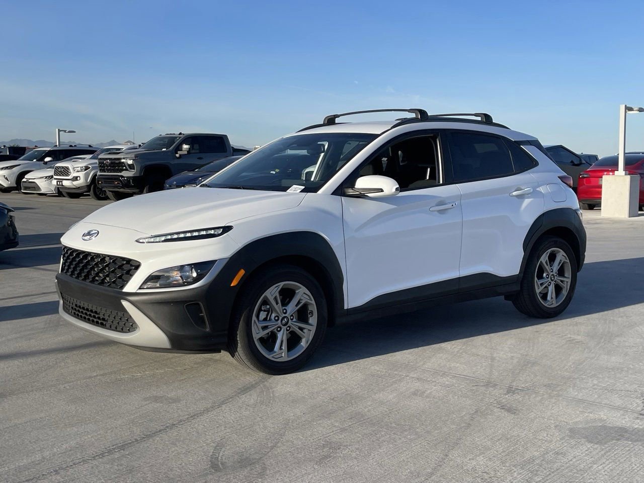 Used 2023 Hyundai Kona SEL image 2