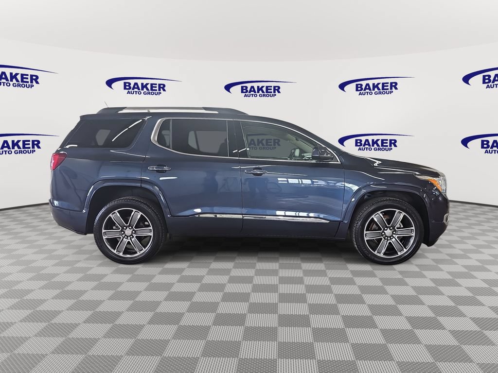 Used 2019 GMC Acadia Denali w/ Technology Package AWD/4WD image 4
