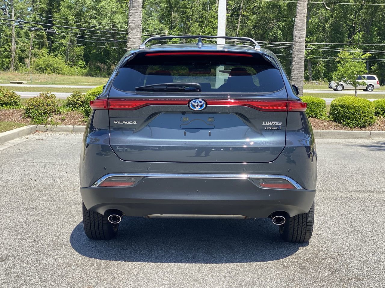 Used 2021 Toyota Venza Limited AWD/4WD image 6