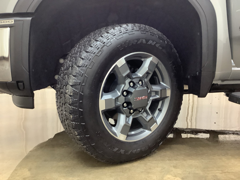 New 2026 GMC Sierra 2500 SLT w/ SLT Premium Package AWD/4WD image 30