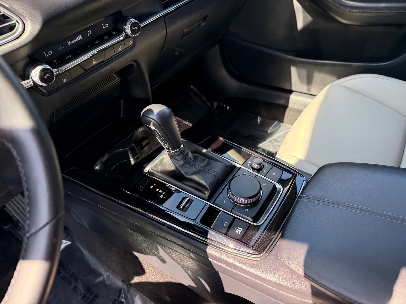 Used 2025 MAZDA CX-30 AWD 2.5 S w/ Preferred Package image 13