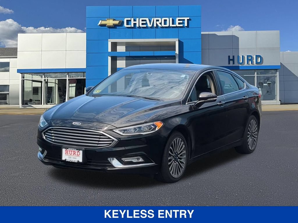 Used 2017 Ford Fusion SE w/ Fusion SE Technology Package AWD/4WD image 9