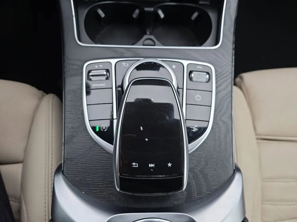 Used 2017 Mercedes-Benz C 300 4MATIC Cabriolet image 33