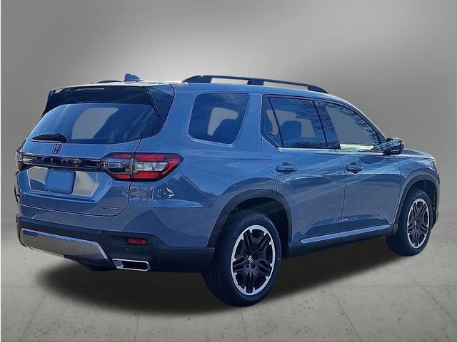 New 2026 Honda Pilot Touring image 4