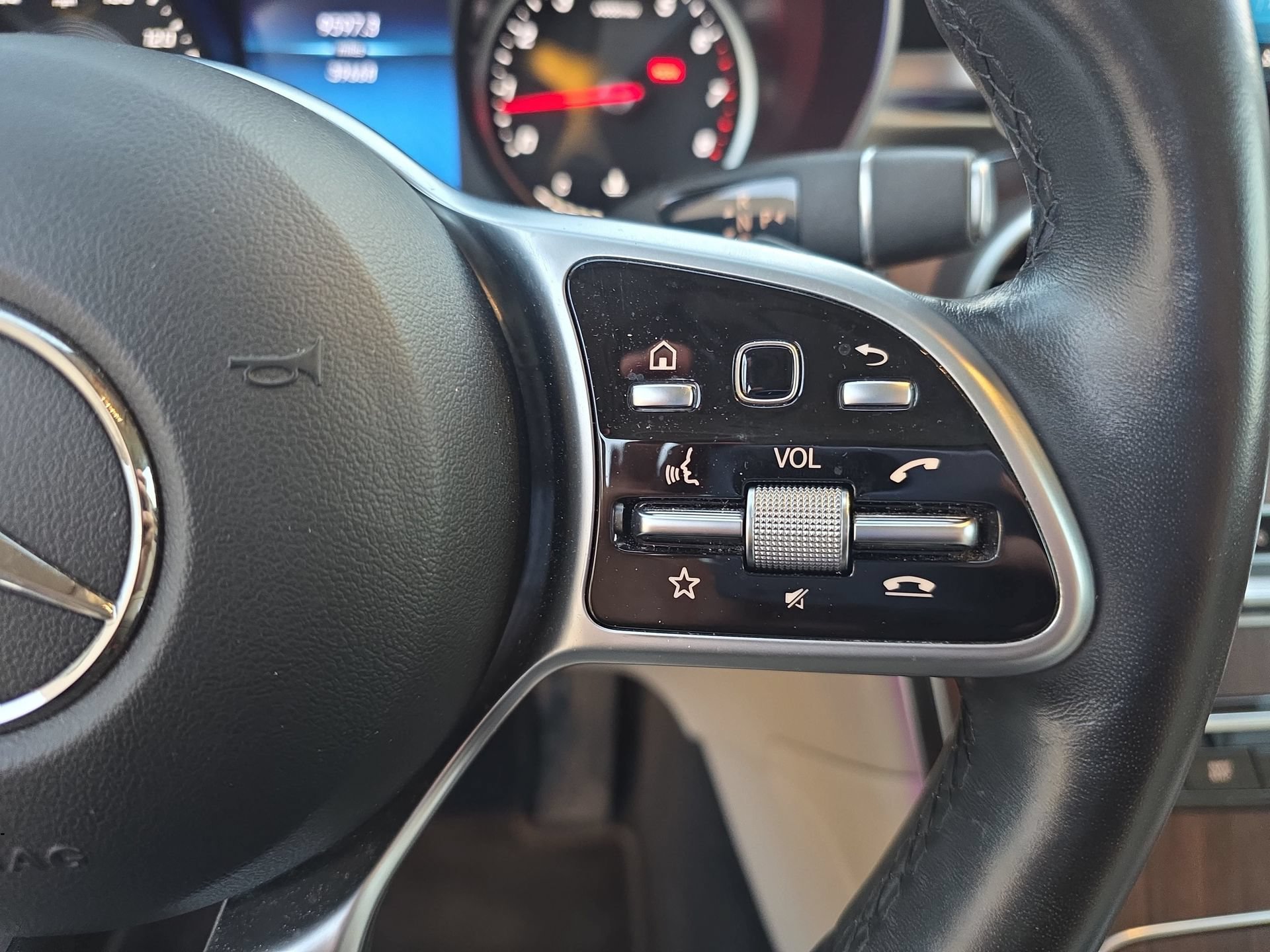 Certified 2022 Mercedes-Benz GLC 300 4MATIC image 18