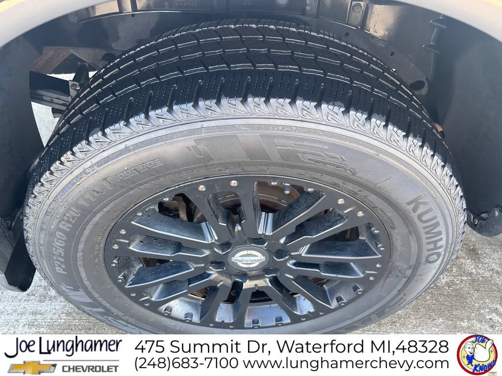 Used 2017 Nissan Titan Platinum Reserve RWD image 11