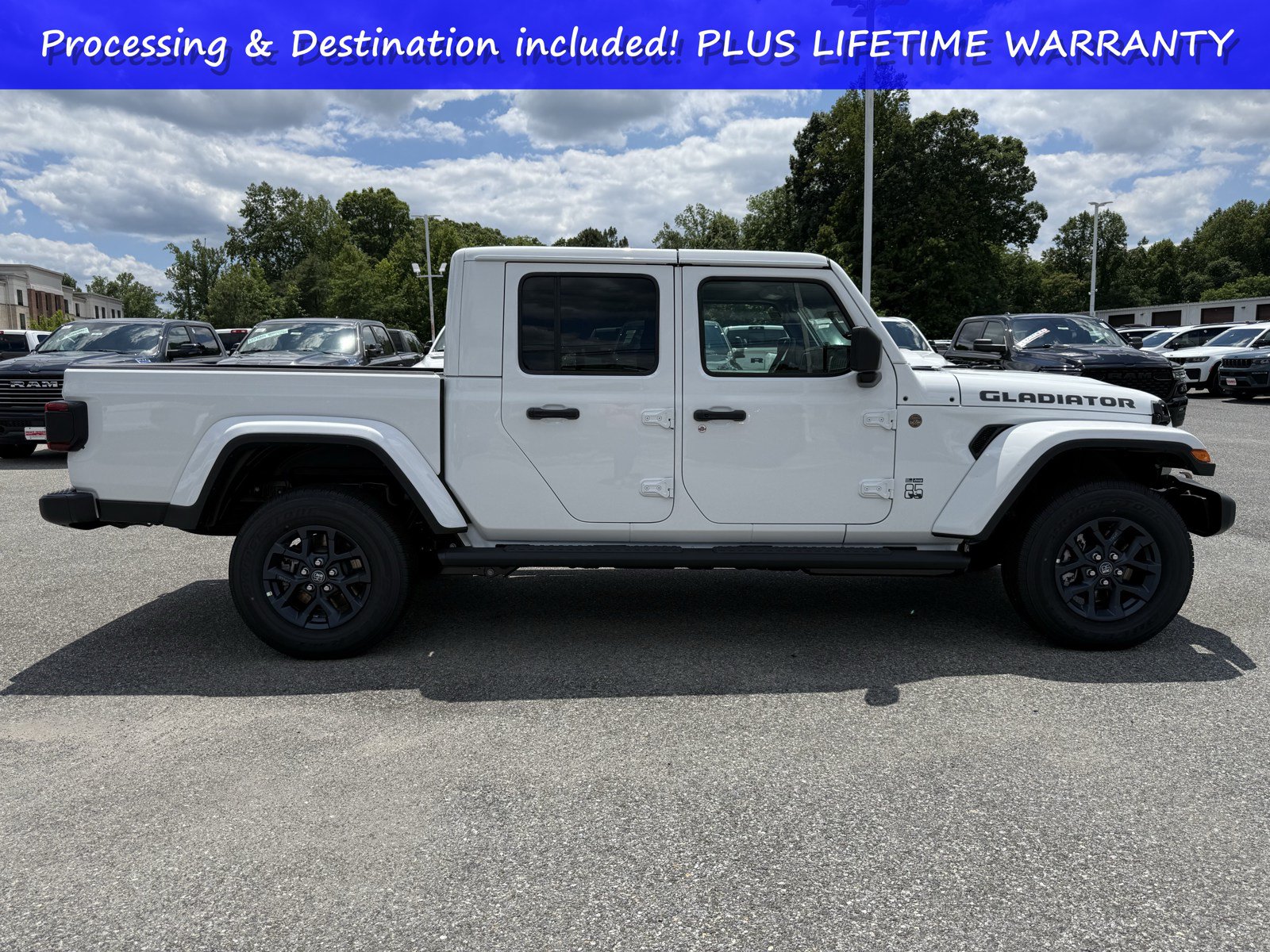 New 2026 Jeep Gladiator Sport AWD/4WD image 2
