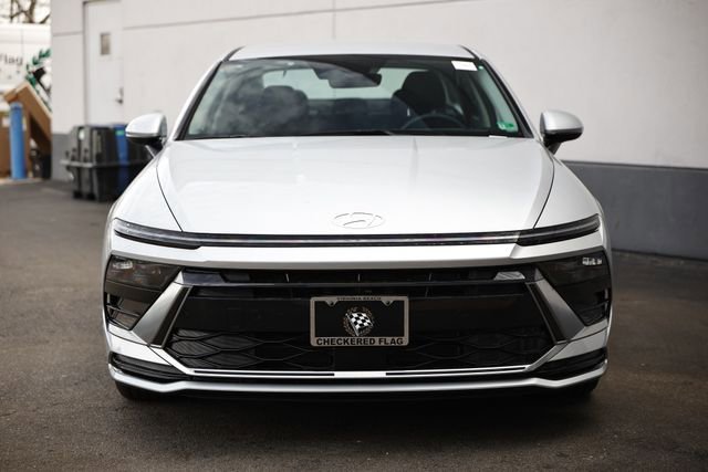 New 2025 Hyundai Sonata SEL image 2