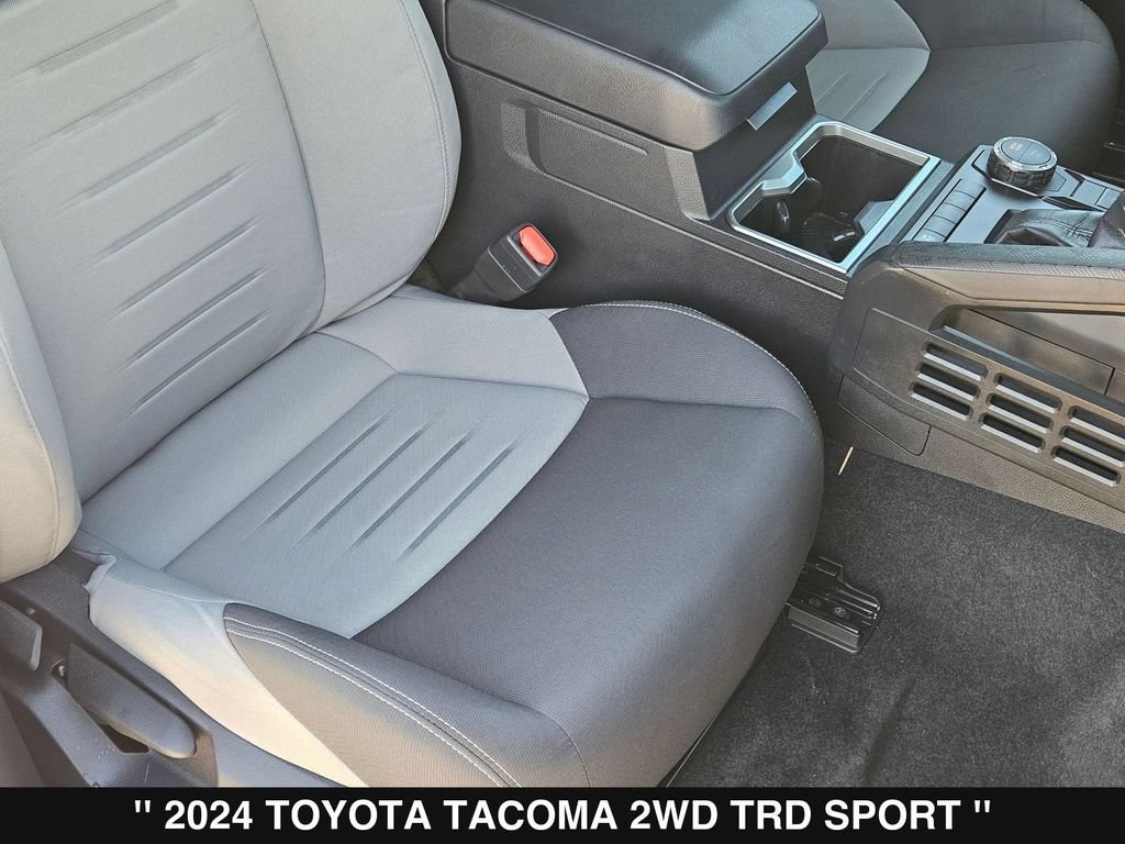 Used 2024 Toyota Tacoma TRD Sport RWD image 32