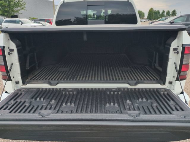 Used 2025 Nissan Frontier PRO-4X w/ Black Accent Package AWD/4WD image 16