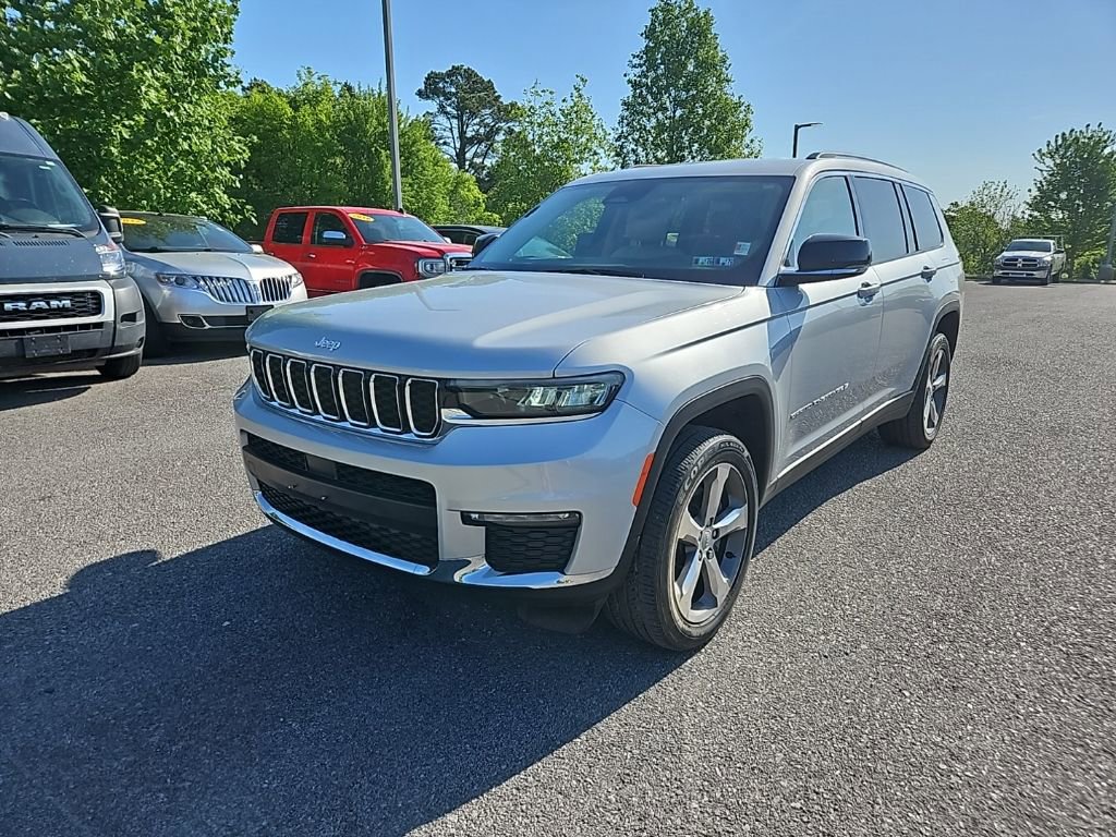 Used 2022 Jeep Grand Cherokee L Limited AWD/4WD image 3