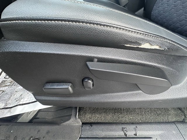 Used 2016 Chevrolet Colorado Z71 image 11