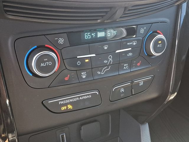 Used 2017 Ford Escape Titanium AWD/4WD image 16