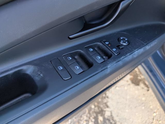 New 2026 Hyundai Elantra SEL FWD image 16