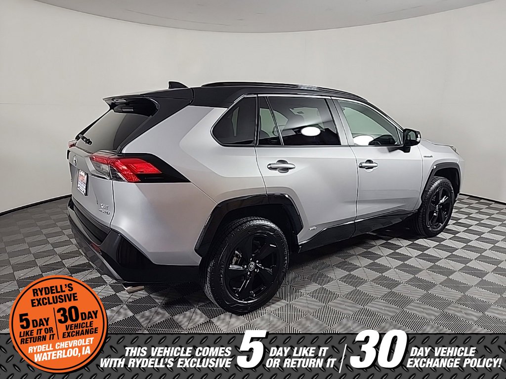 Used 2021 Toyota RAV4 XSE image 11