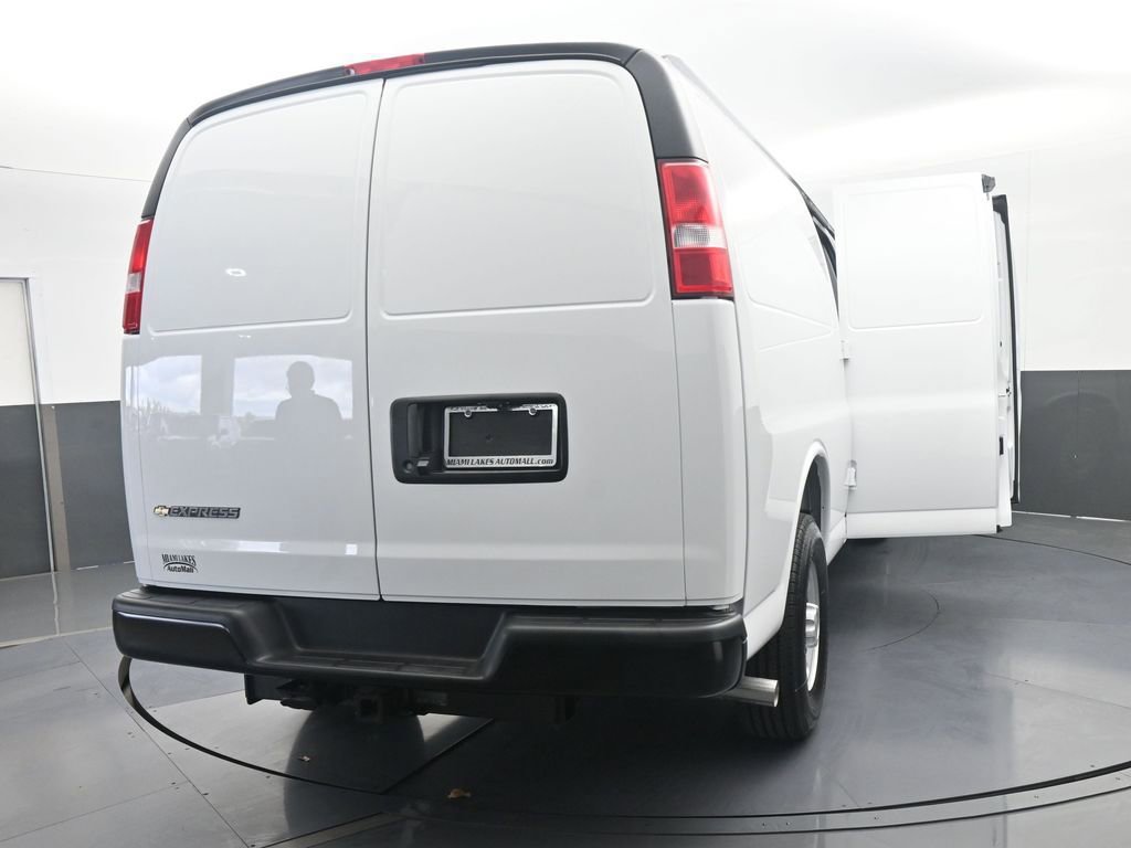 New 2026 Chevrolet Express 2500 Extended w/ Driver Convenience Package RWD image 71
