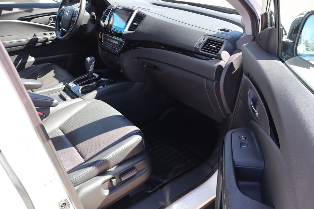 Used 2018 Honda Ridgeline RTL-E image 44