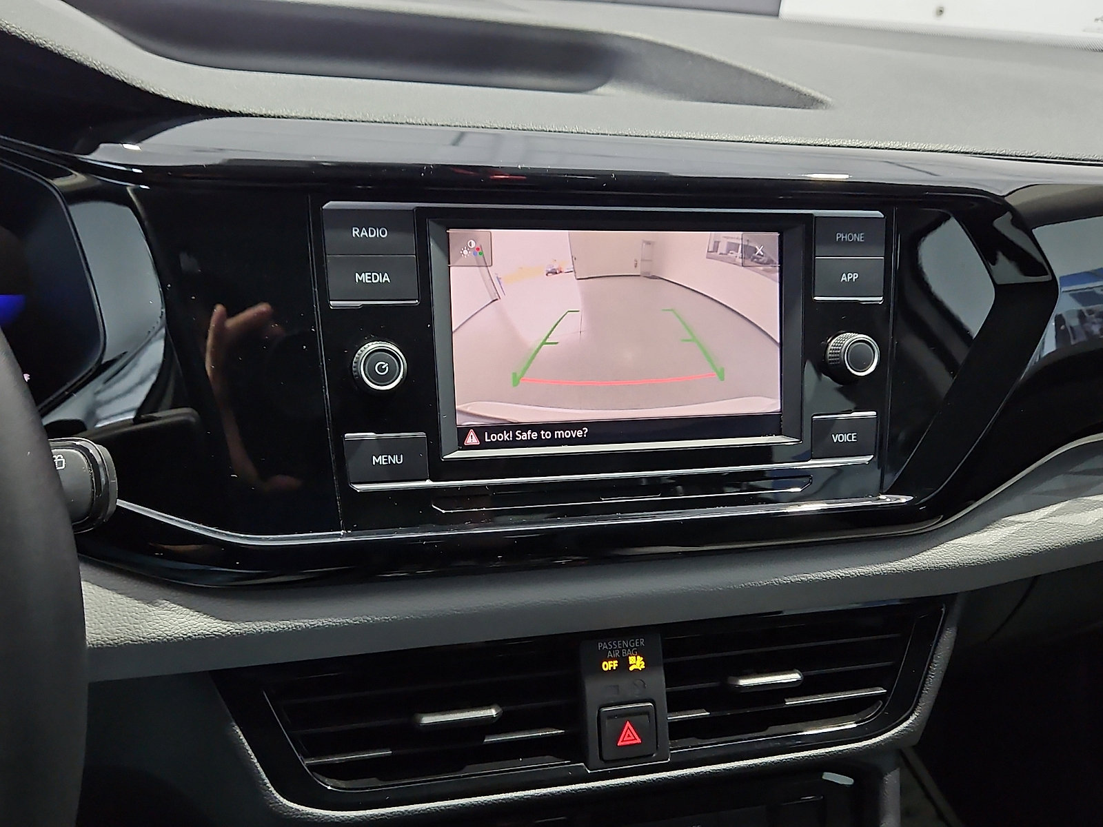 Certified 2023 Volkswagen Taos S FWD image 15