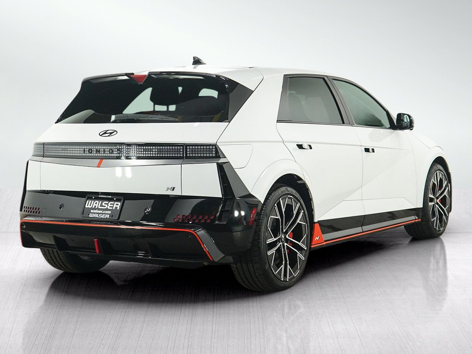 Certified 2025 Hyundai Ioniq 5 N AWD/4WD image 5