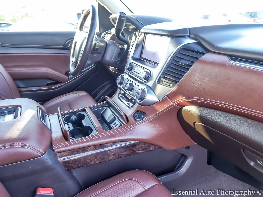 Used 2019 Chevrolet Suburban Premier image 25