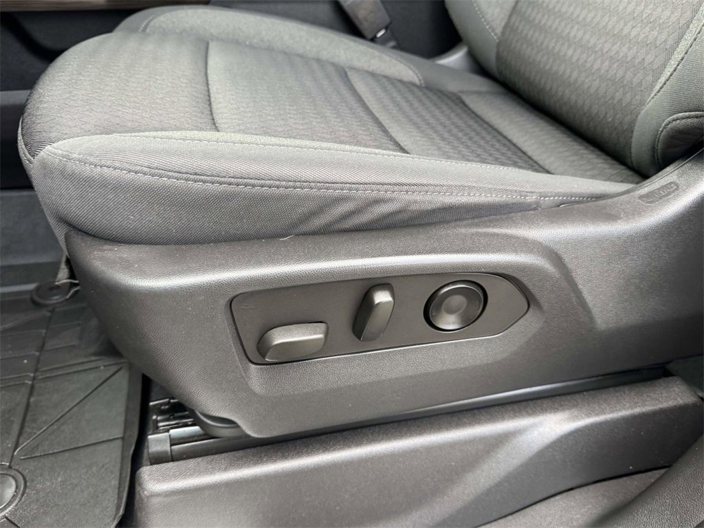 Used 2022 Chevrolet Silverado 1500 RST w/ Redline Edition image 19