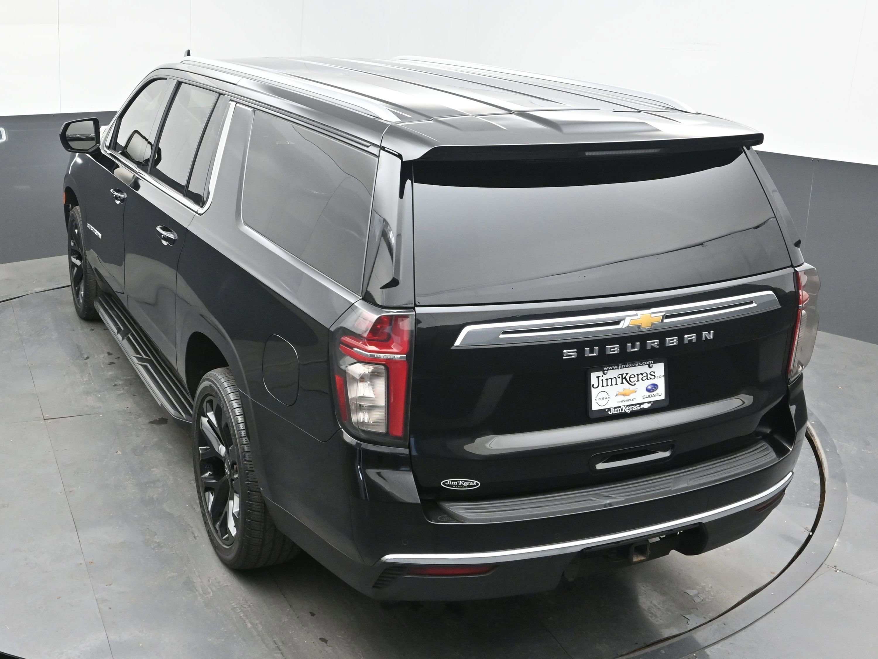 Used 2021 Chevrolet Suburban LT image 36