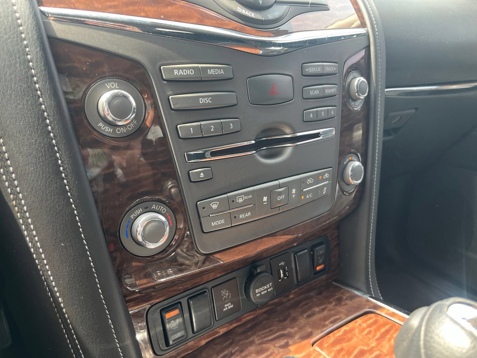 Used 2019 Nissan Armada SV w/ Driver Package RWD image 26