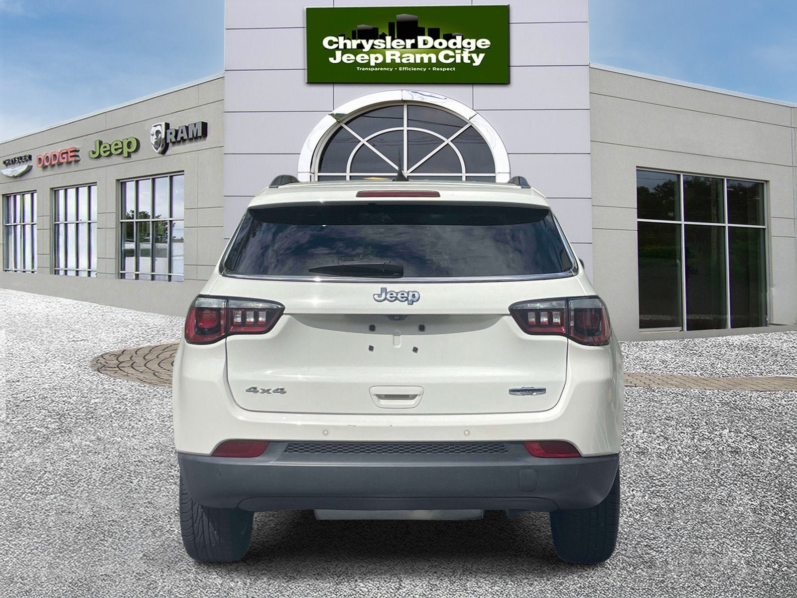 Used 2020 Jeep Compass Latitude AWD/4WD image 7
