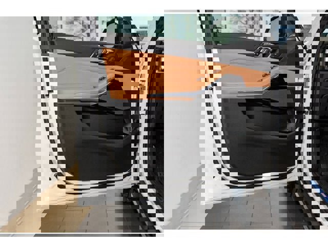 New 2026 BMW X5 xDrive50e w/ Premium Package image 53