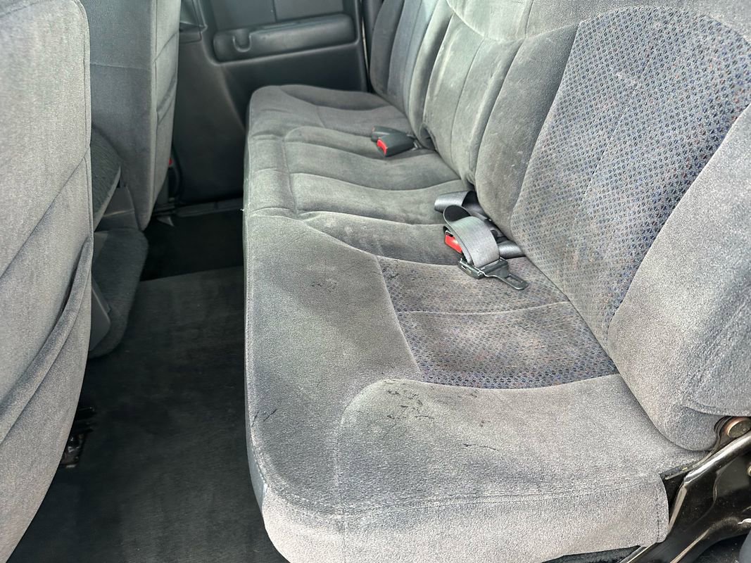 Used 2001 Chevrolet Silverado 2500 LS image 29