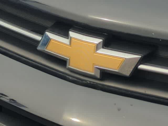Used 2019 Chevrolet Trax LT w/ LT Convenience Package AWD/4WD image 12