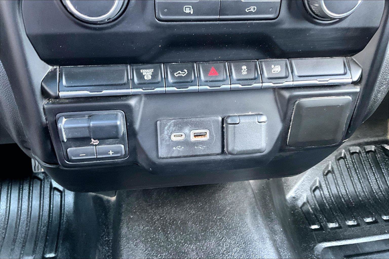 Used 2021 Chevrolet Silverado 3500 LT w/ Gooseneck/5TH Wheel Package AWD/4WD image 32