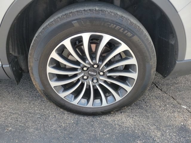 Certified 2023 Lincoln Aviator AWD w/ Premium Package image 12