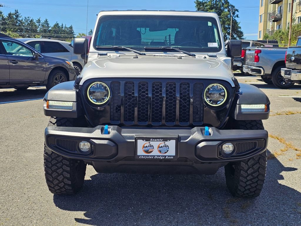 Used 2023 Jeep Wrangler Unlimited w/ Cold Weather Group AWD/4WD image 3