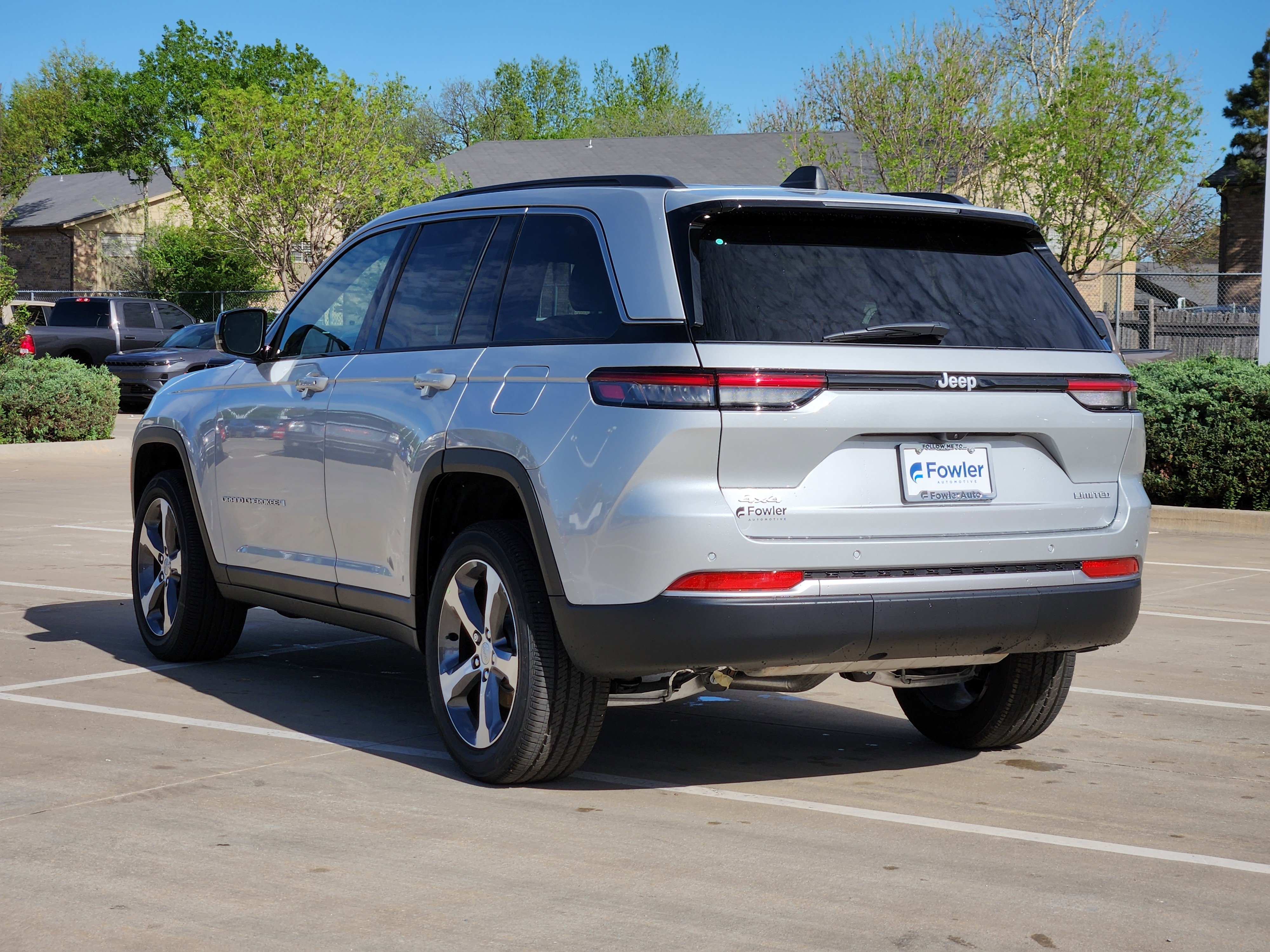 New 2026 Jeep Grand Cherokee Limited AWD/4WD image 3