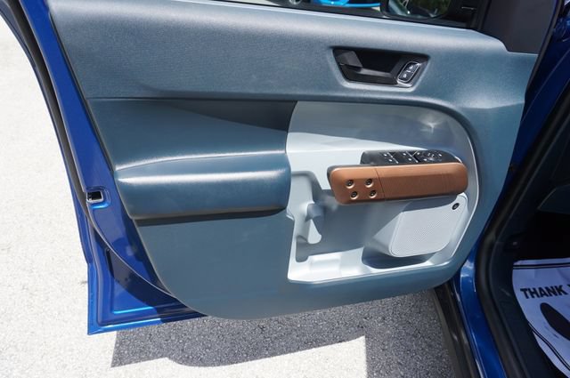 Used 2024 Ford Maverick Lariat FWD image 27