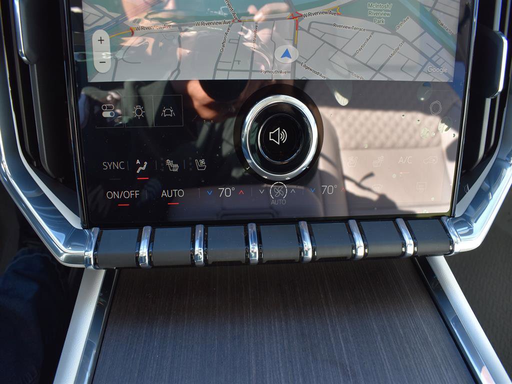 New 2026 GMC Acadia Denali w/ Super Cruise Package image 19