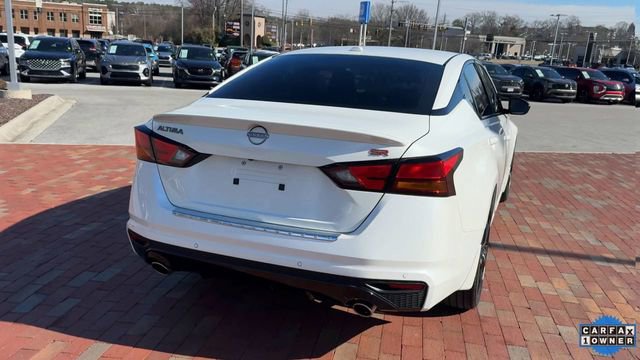Used 2023 Nissan Altima 2.5 SR image 2