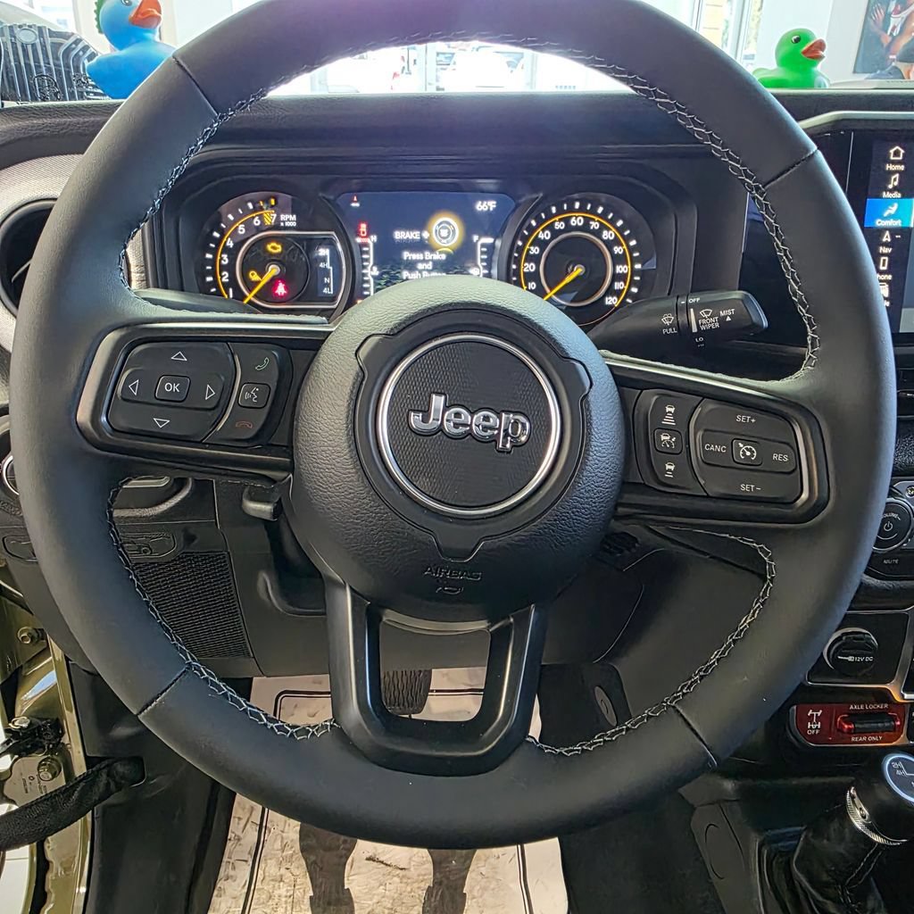 New 2026 Jeep Gladiator Sport AWD/4WD image 17