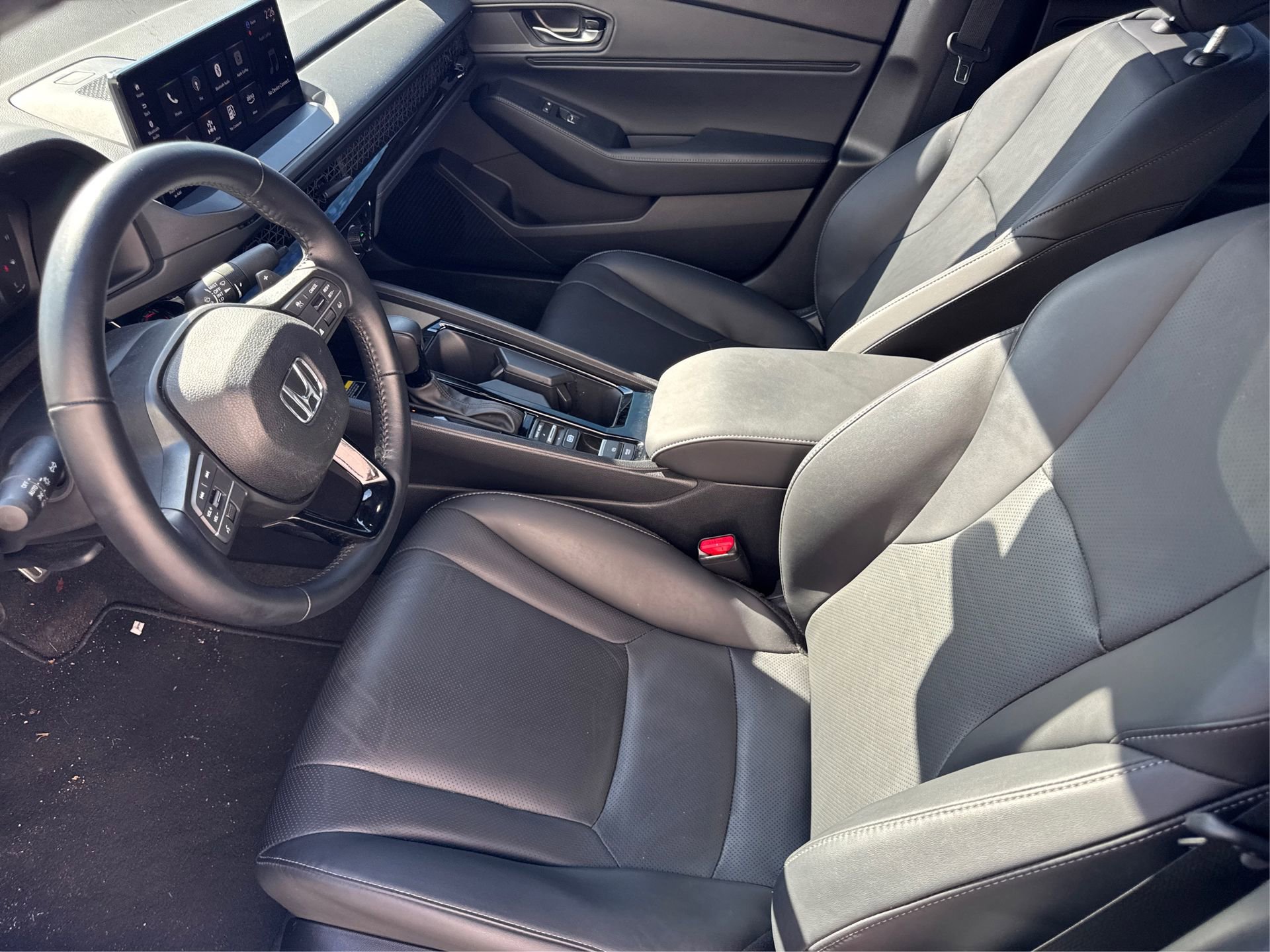 Used 2025 Honda Accord Sport image 11