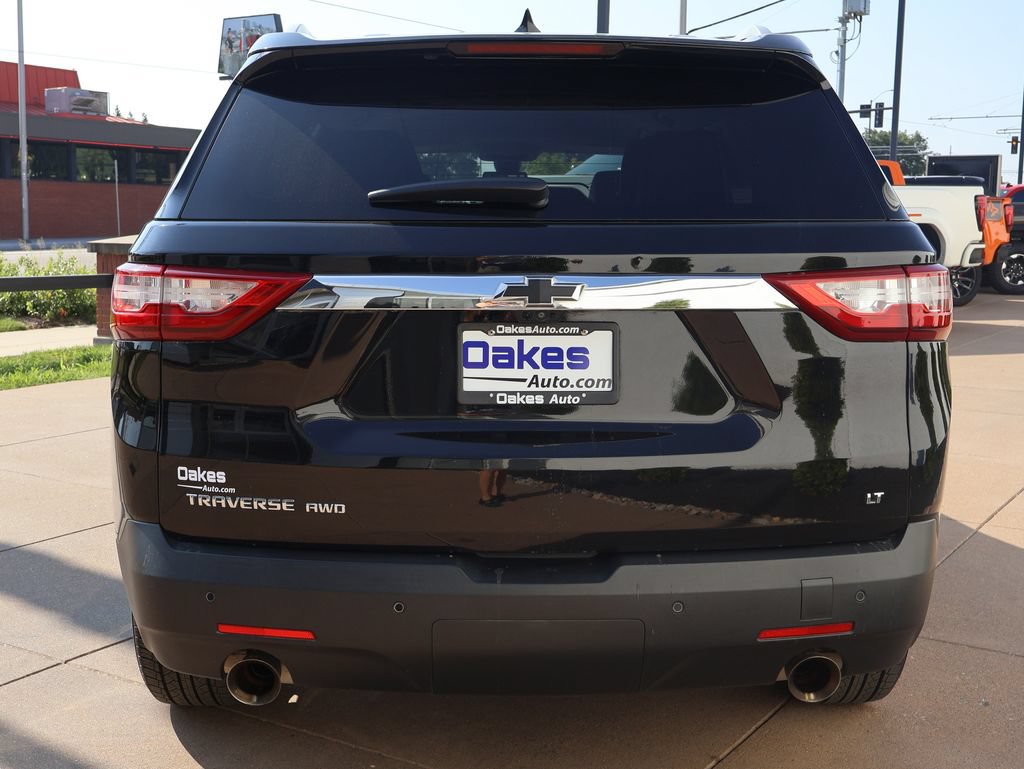 Certified 2018 Chevrolet Traverse LT w/ LPO, Black Accent Package AWD/4WD image 5