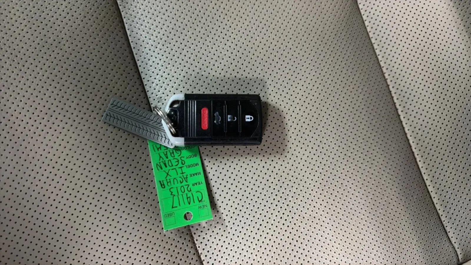 Used 2013 Acura ILX w/ Premium Package FWD image 22