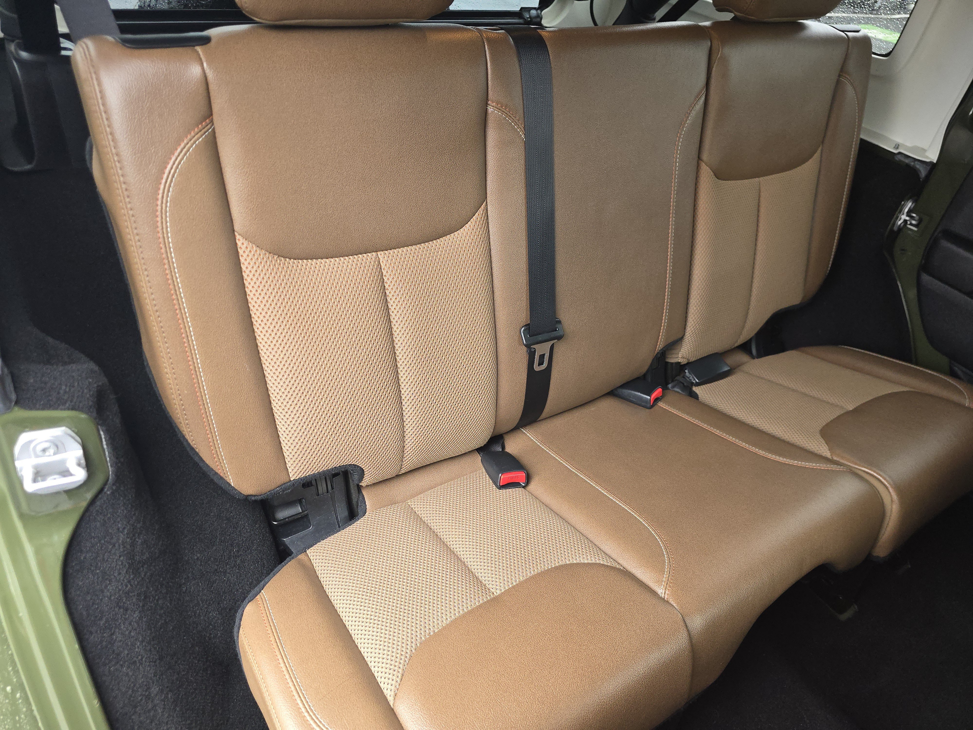 Used 2016 Jeep Wrangler Unlimited Sahara AWD/4WD image 20