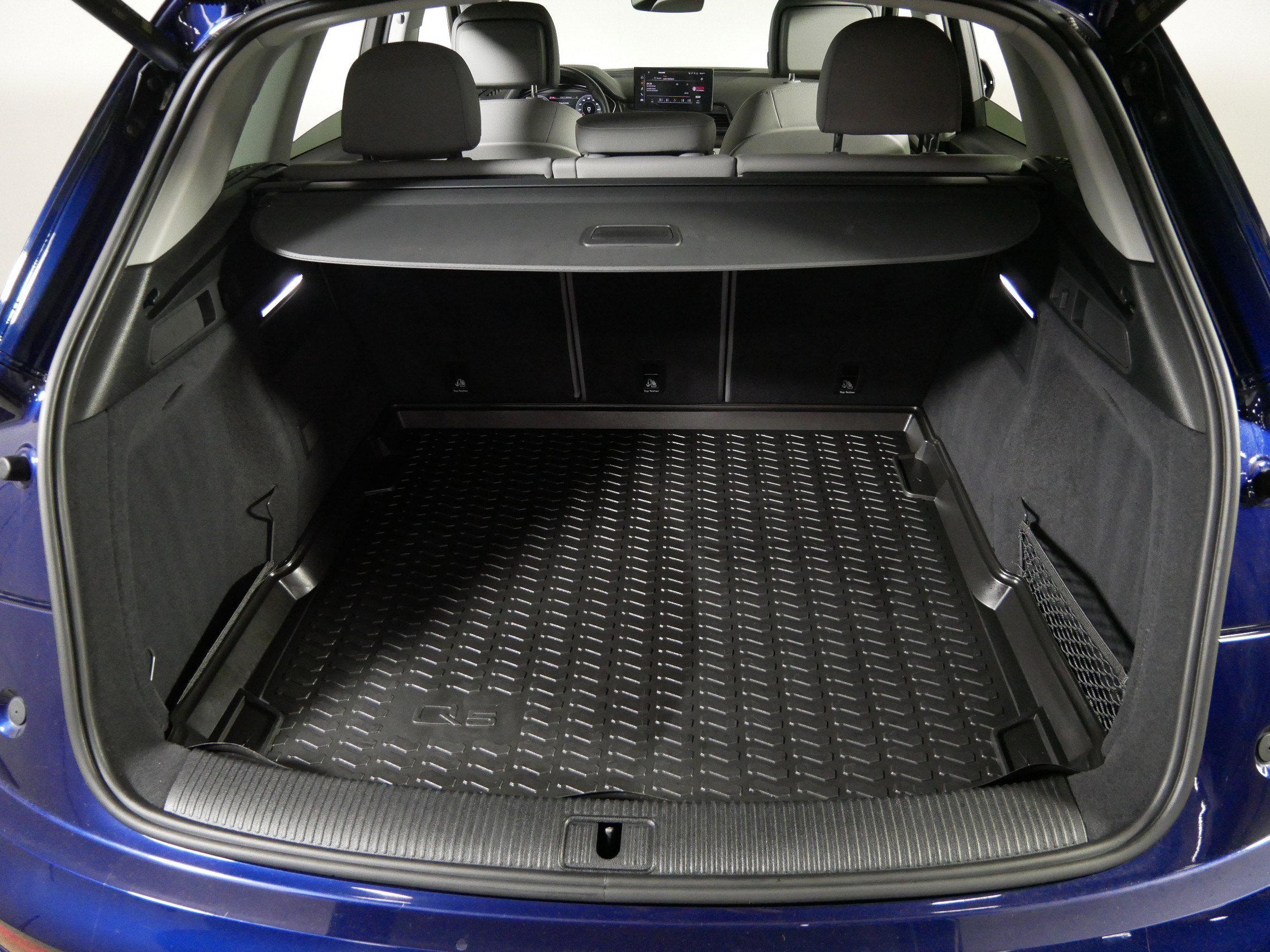 Used 2021 Audi Q5 Premium Plus w/ Premium Plus Package image 18