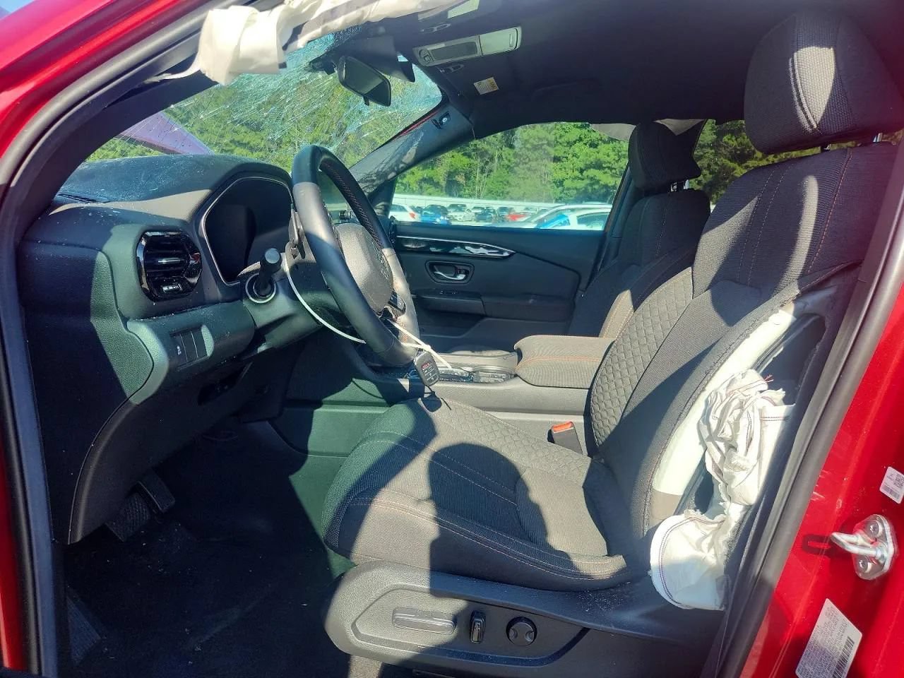Used 2025 Honda Pilot Sport image 7