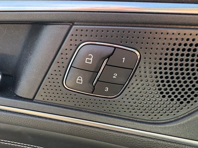 Used 2024 Ford Edge Titanium AWD/4WD image 25