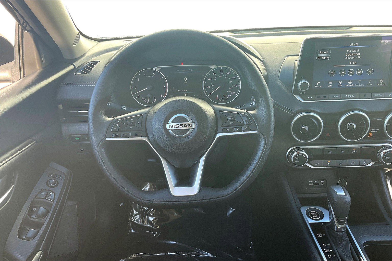 Used 2023 Nissan Sentra SV FWD image 6