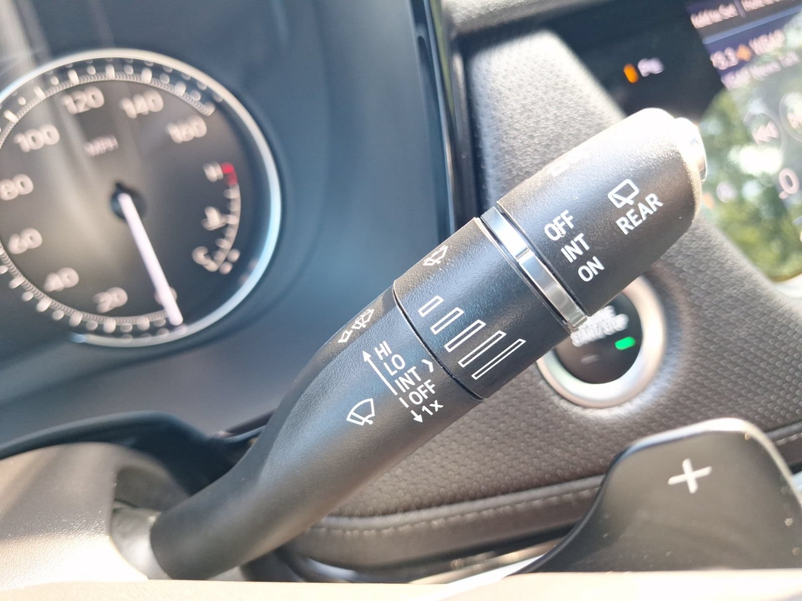 Used 2024 Cadillac XT6 Luxury FWD image 23