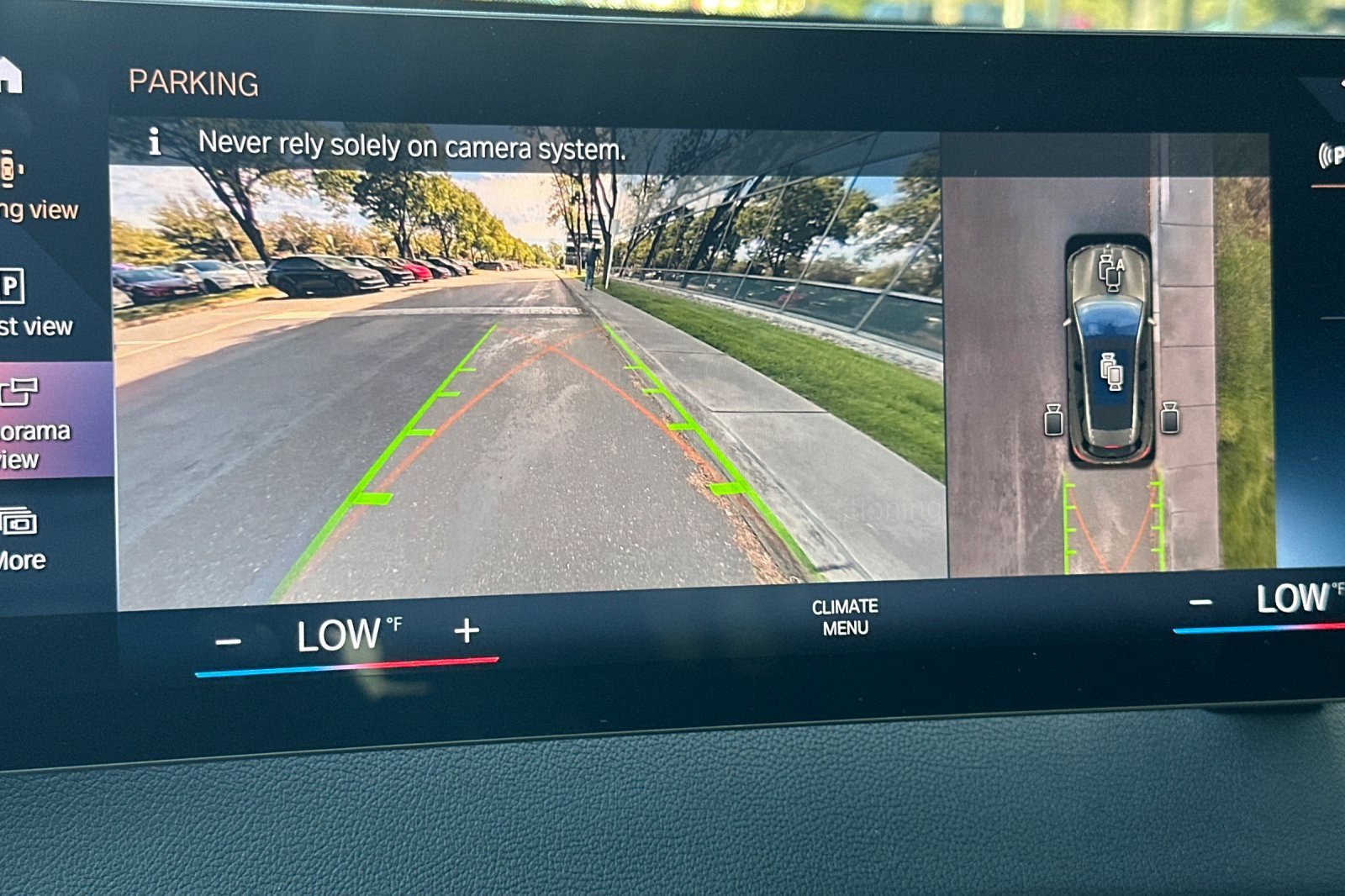 Certified 2023 BMW iX xDrive50 w/ Sport Package image 25